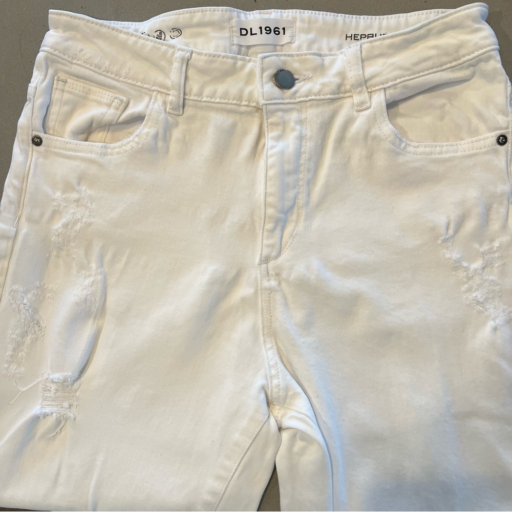 DL1961 Distressed Hepburn wide leg size 28 jeans WHITE - Picture 3 of 9